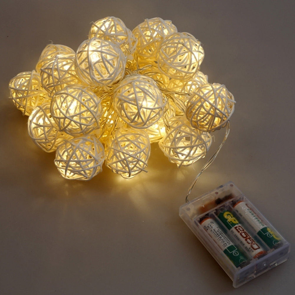 Battery Operated Ratten Ball LED Decoration Light - Warm White - salpers.ch